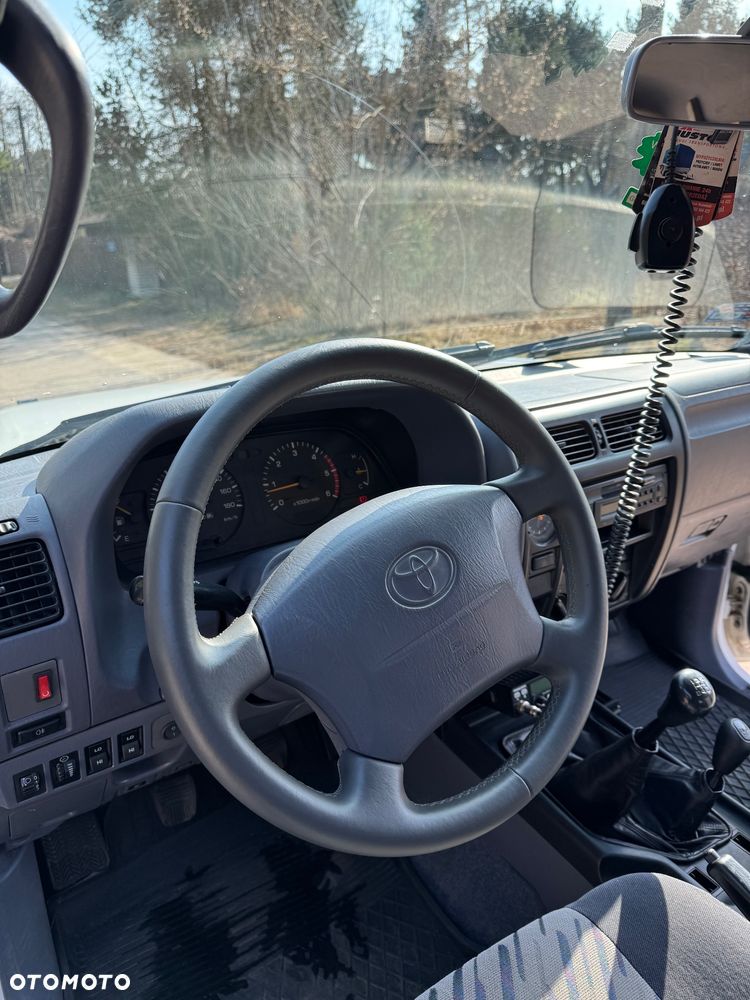 Toyota Land Cruiser KJ90 3.0 TD - 34