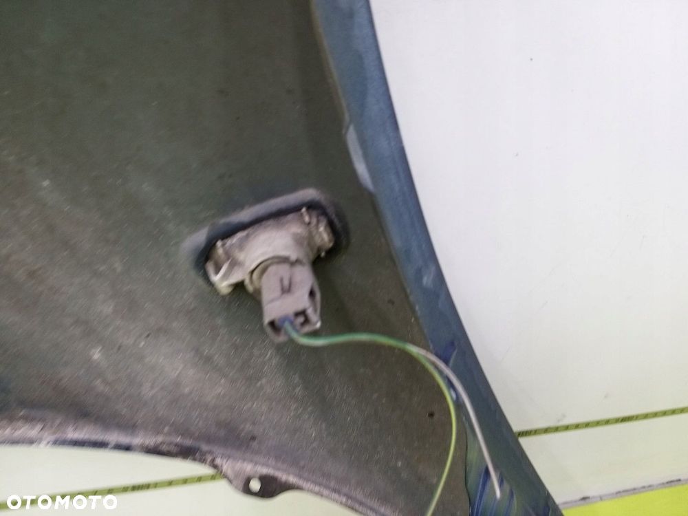 Błotnik przedni prawy Toyota Corolla Verso I 2001-2004 8P4 - 6