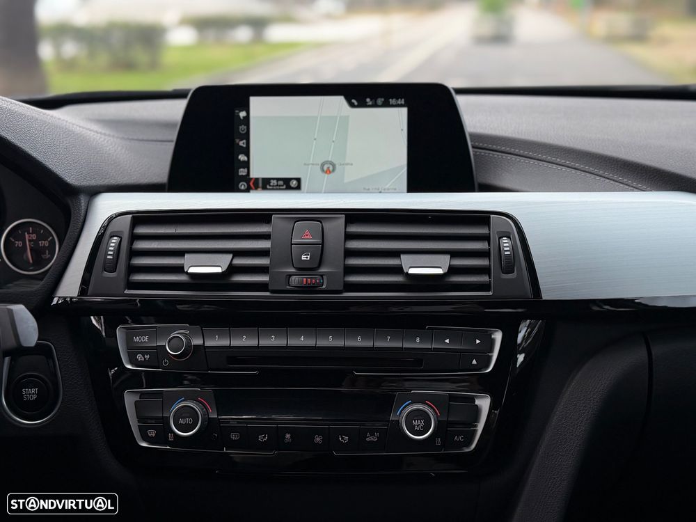 BMW 330 e iPerformance Pack M Shadow - 18