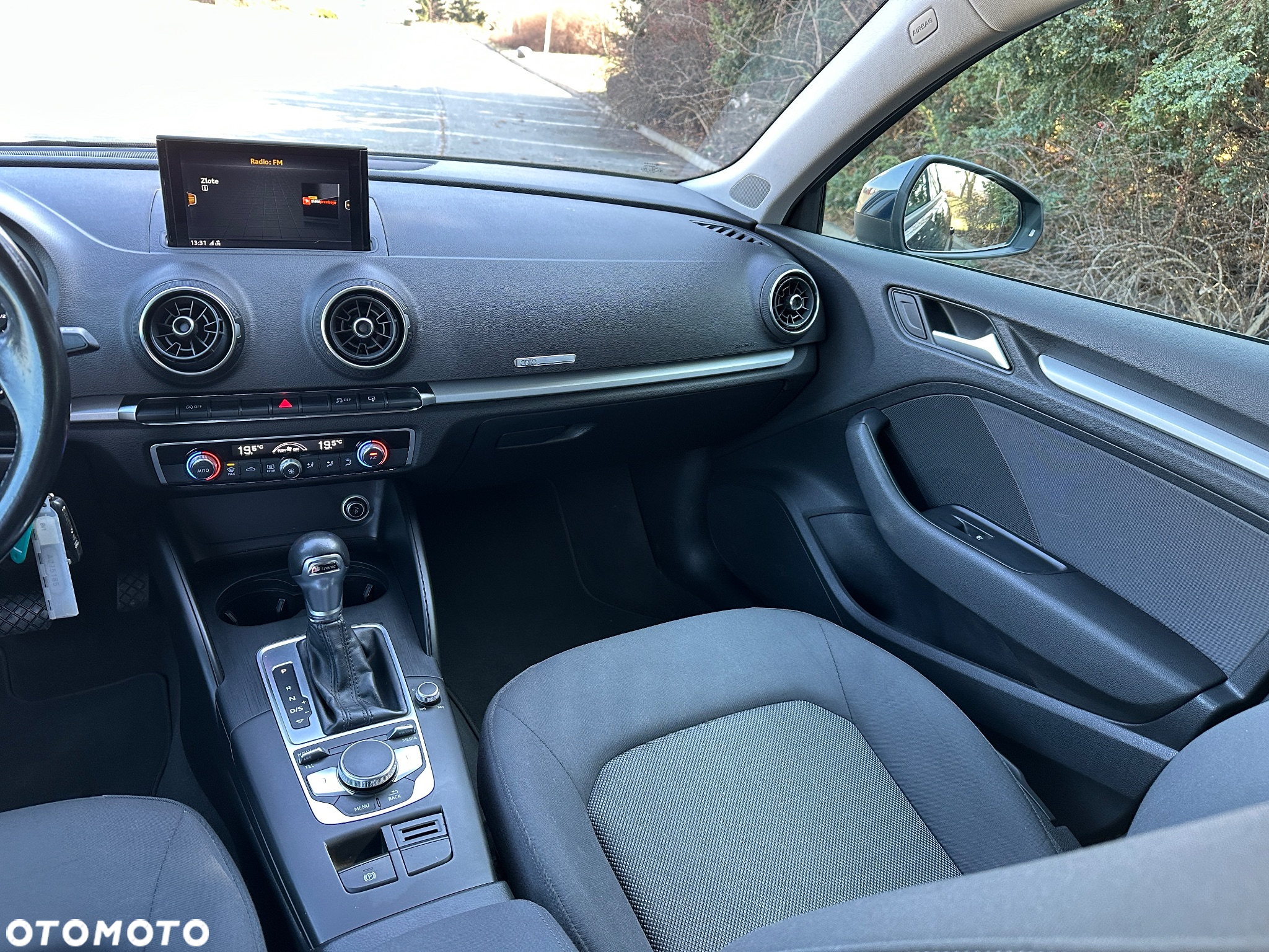Audi A3 1.6 TDI clean diesel Ambiente S tronic - 17