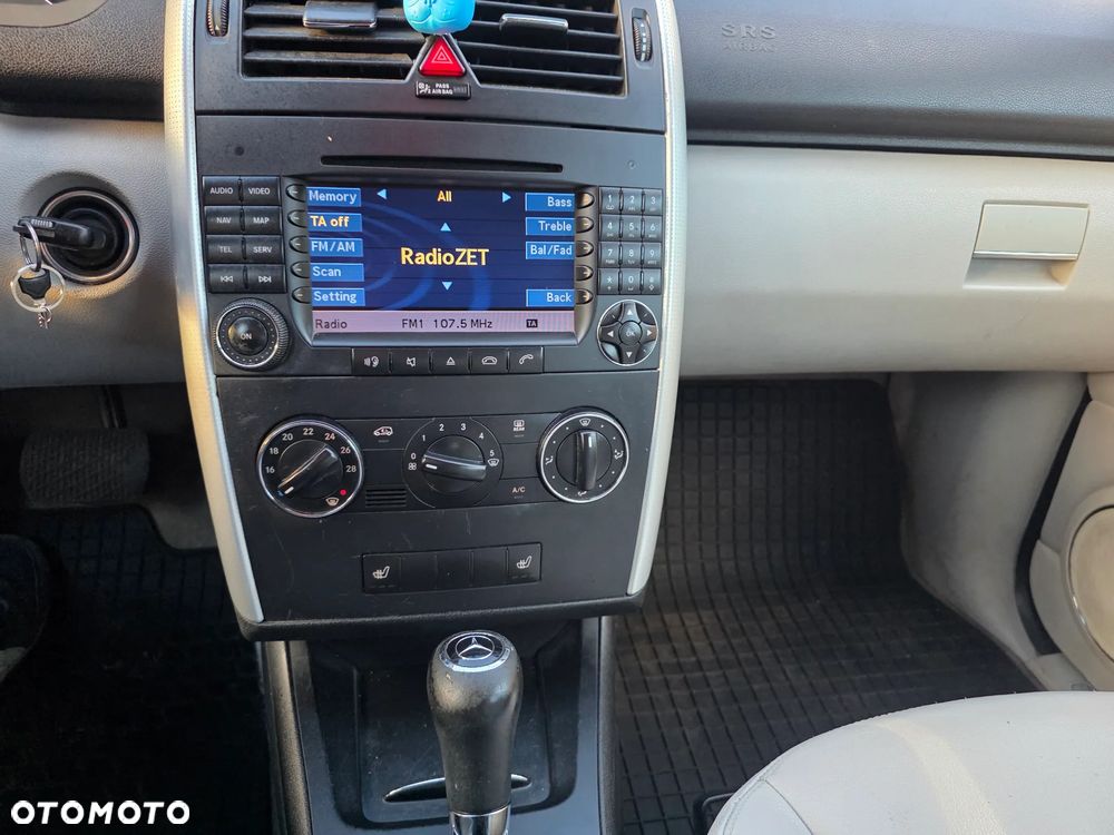 Mercedes-Benz Klasa A 200 CDI Autotronic Avantgarde - 9