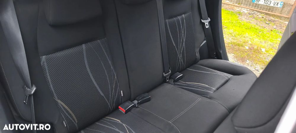 Peugeot 208 e-HDi 92 Stop&Start Style - 27