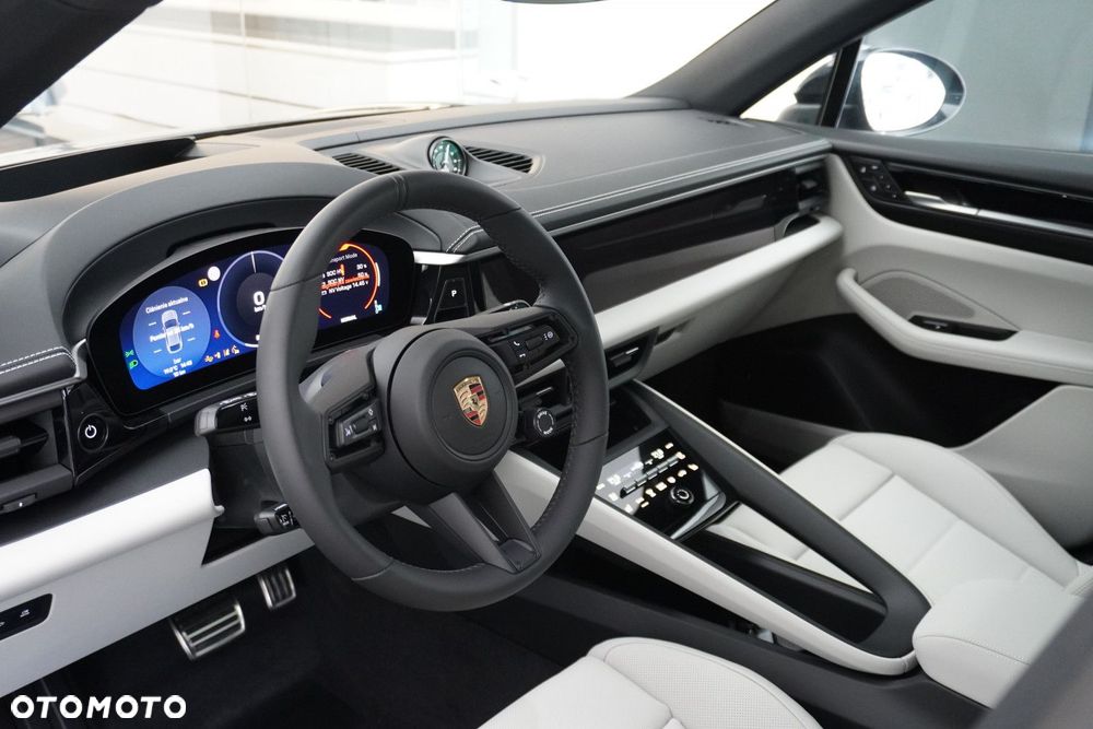 Porsche Macan - 8