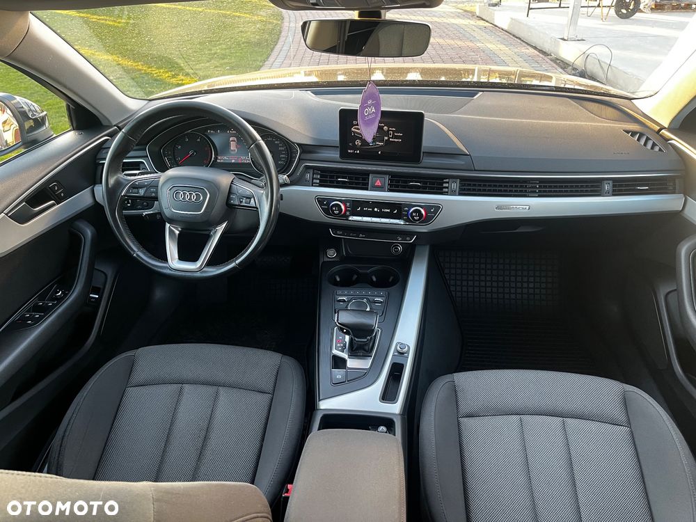 Audi A4 Allroad - 30