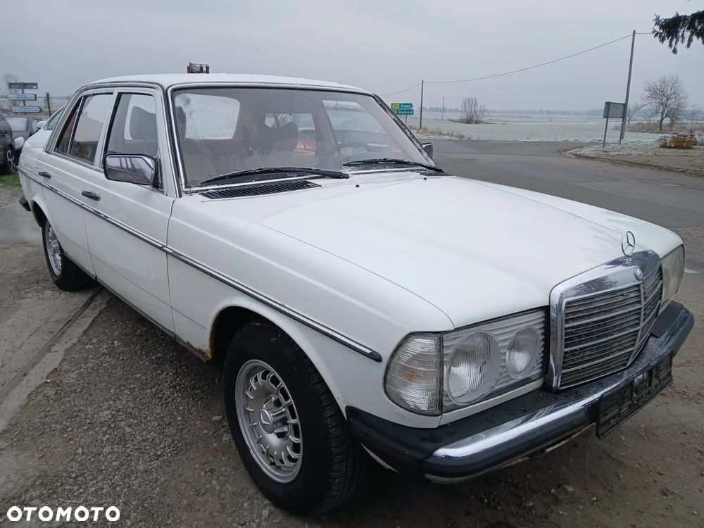 Mercedes-Benz W123 - 7