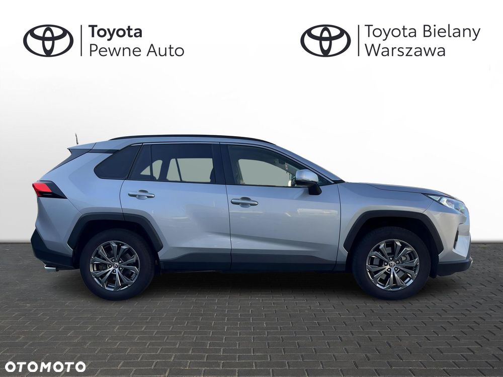 Toyota RAV4 - 6