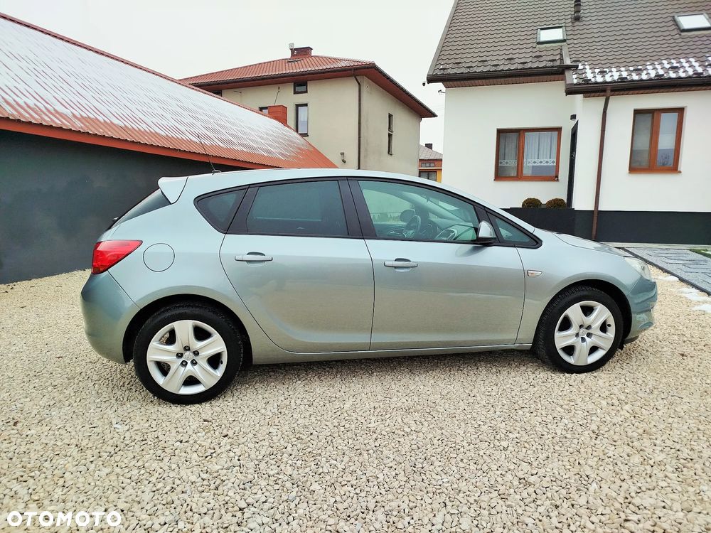 Opel Astra 1.4 Turbo Design Edition - 12
