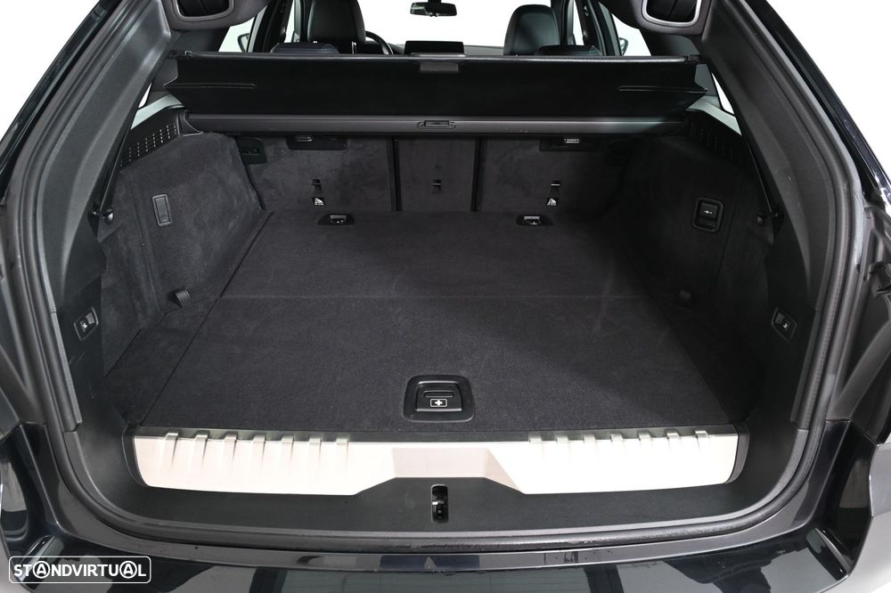 BMW 520 e Pack M - 10