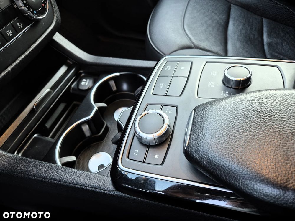 Mercedes-Benz GLE 400 4-Matic 9G-TRONIC - 15