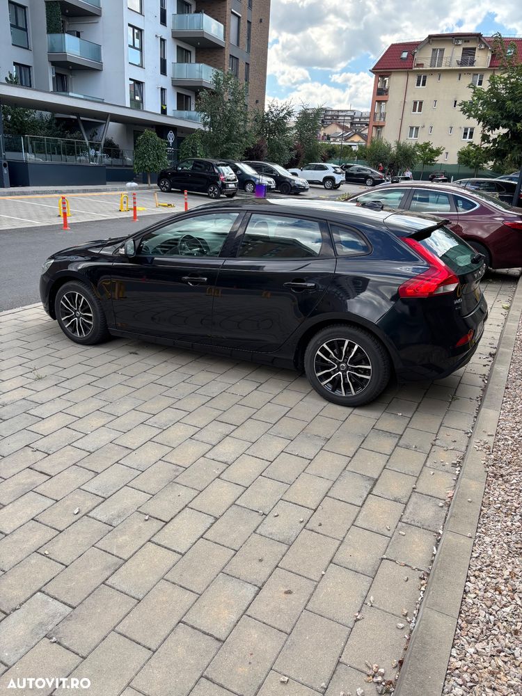 Volvo V40 D2 Basic - 4