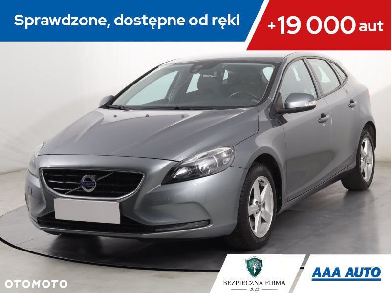 Volvo V40 - 2