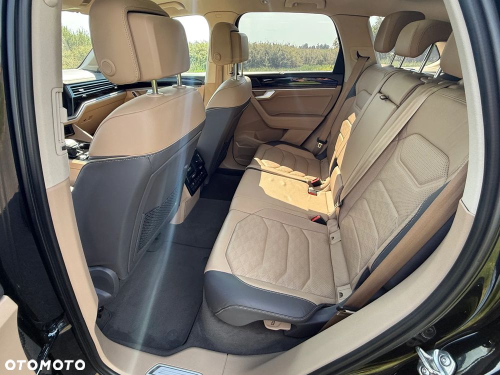 Volkswagen Touareg - 9