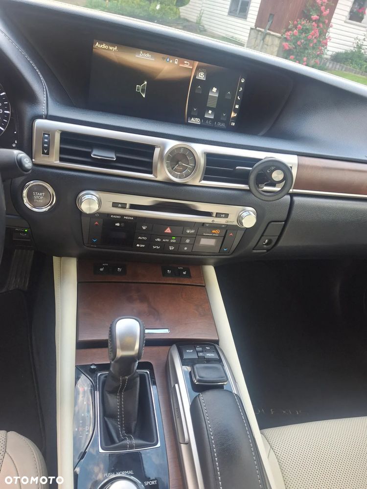Lexus GS 200t / 300 Elegance - 13