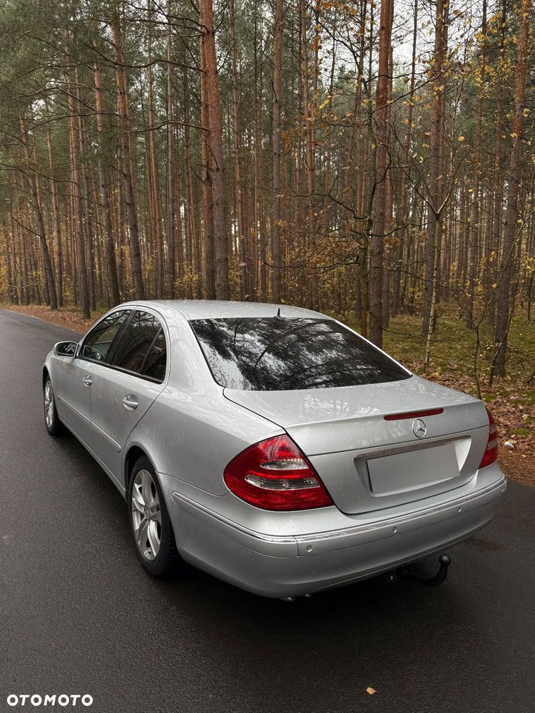 Mercedes-Benz Klasa E - 8