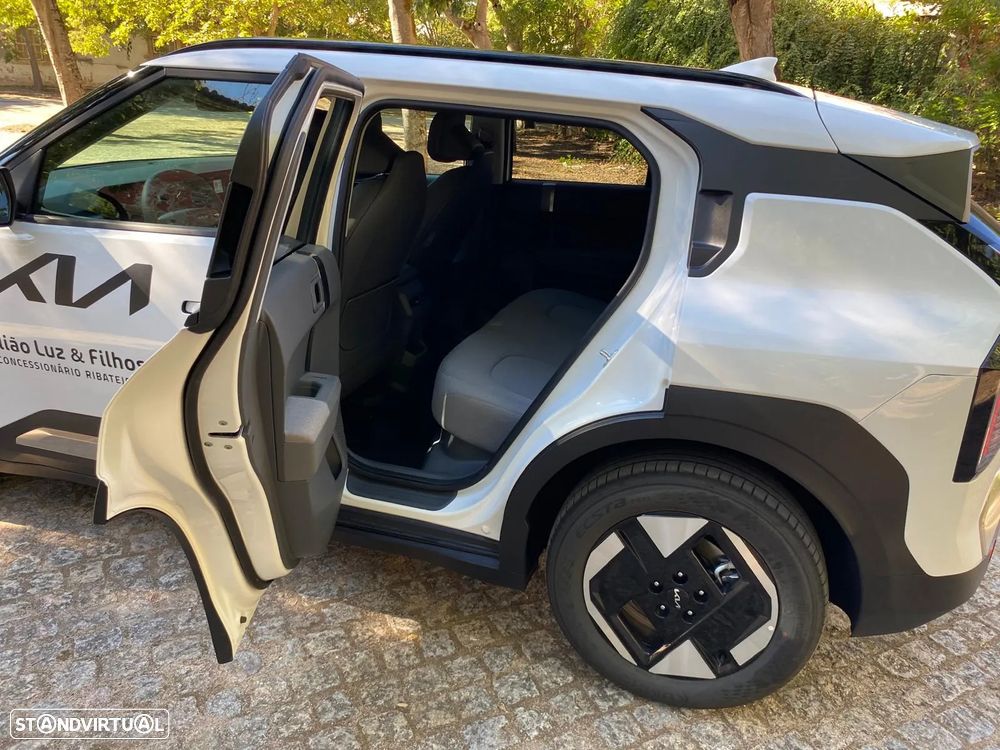 Kia EV3 58.3 kWh Drive - 11