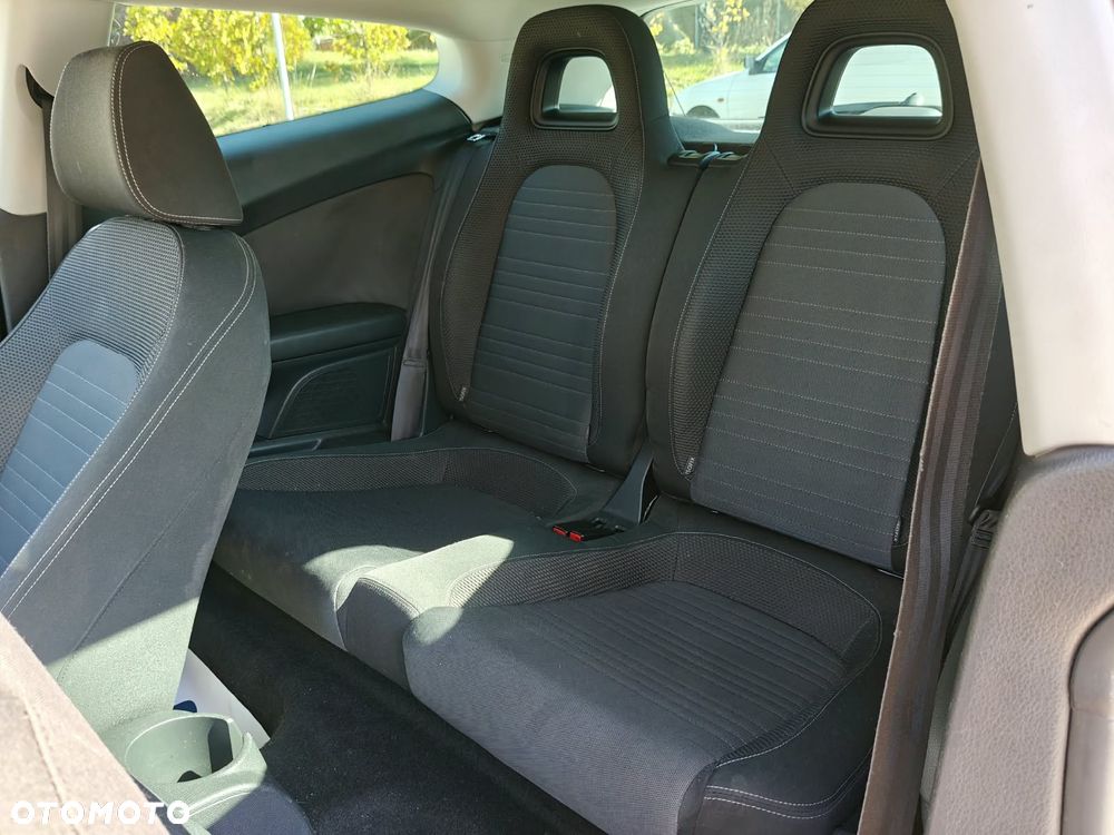 Volkswagen Scirocco 1.4 TSI BlueMotion Technology Team - 8