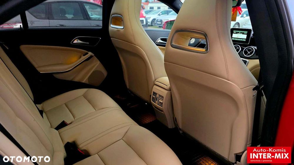 Mercedes-Benz CLA - 35