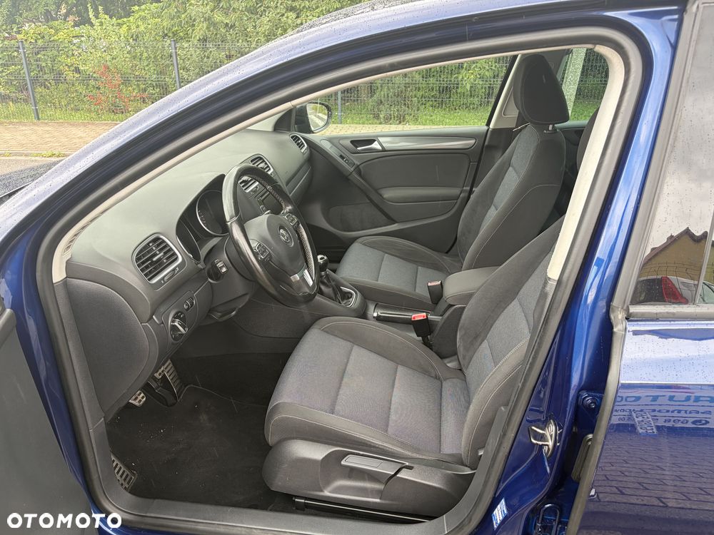 Volkswagen Golf - 9