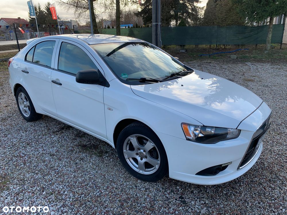 Mitsubishi Lancer 1.5 - 5