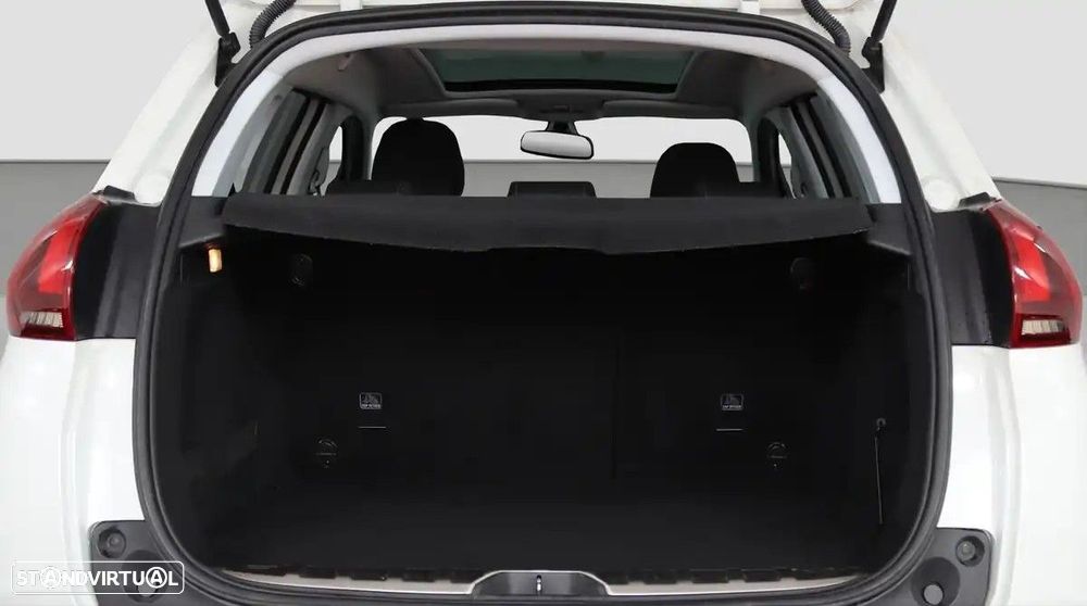 Peugeot 2008 1.2 PureTech Allure EAT6 - 13