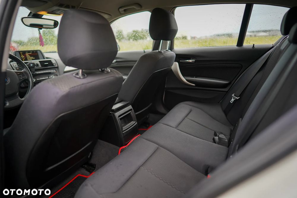 BMW Seria 1 114d - 24
