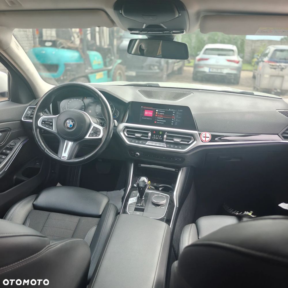 BMW Seria 3 320d Sport Line Shadow sport - 6