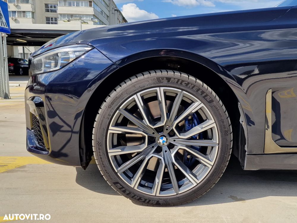 BMW Seria 7 750i xDrive - 5