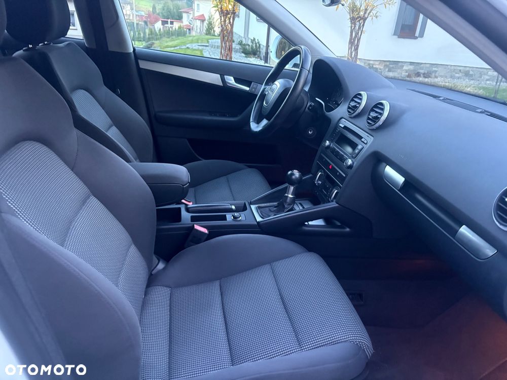 Audi A3 Sportback - 7