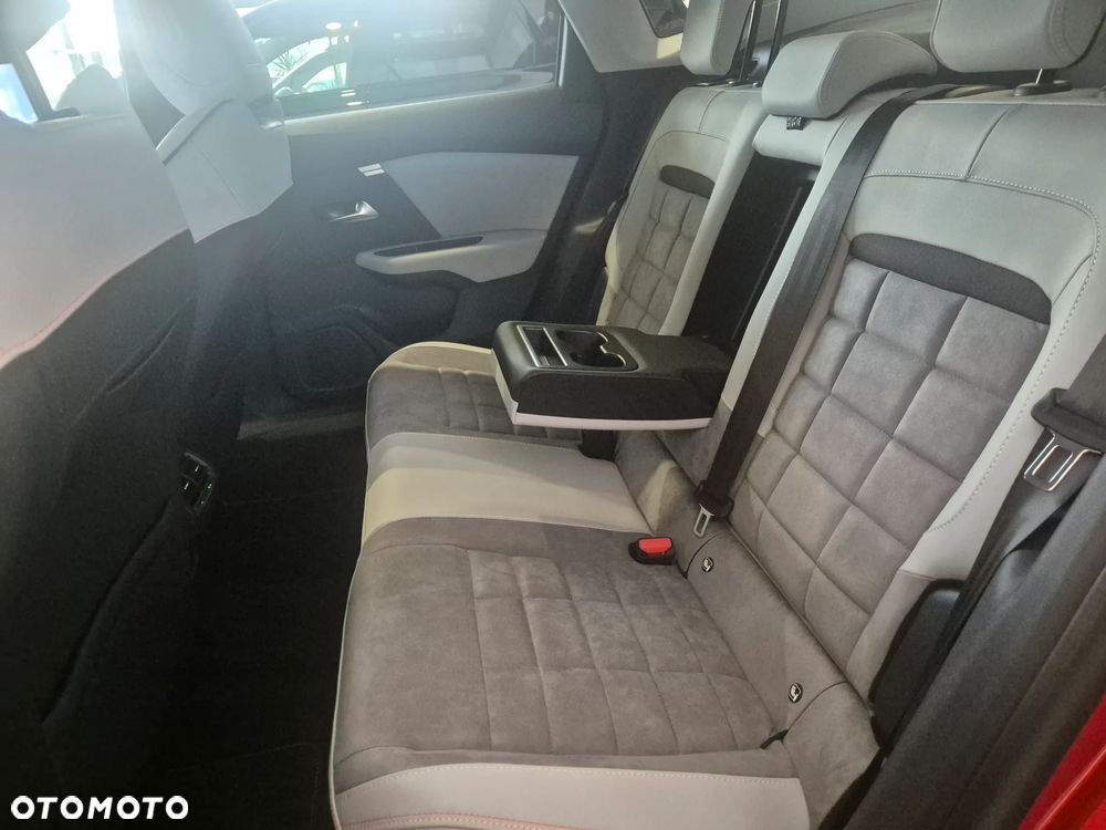 Citroën C4X 1.2 mHEV Max eDCT6 - 16
