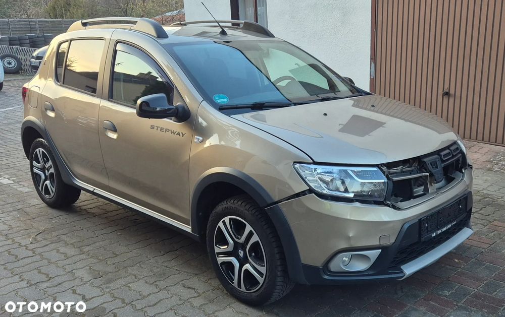 Dacia Sandero Stepway TCe 90 Easy-R Celebration - 2