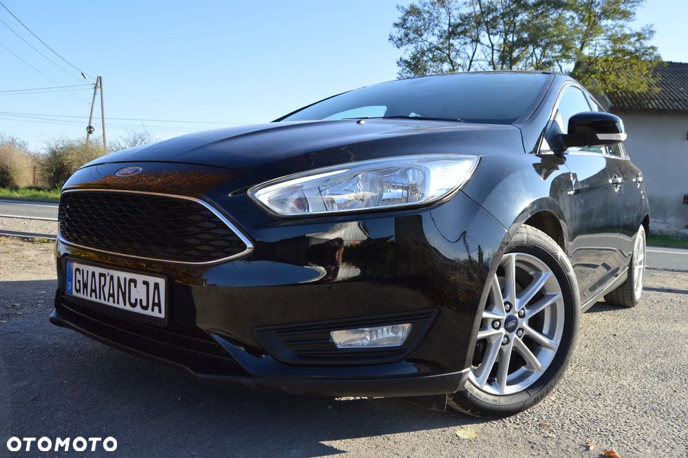 Ford Focus 1.0 EcoBoost Titanium Design - 3