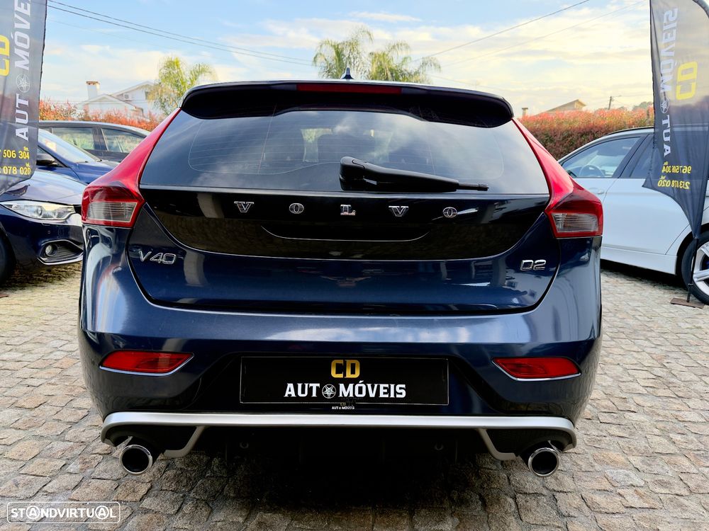 Volvo V40 D2 R Design - 21