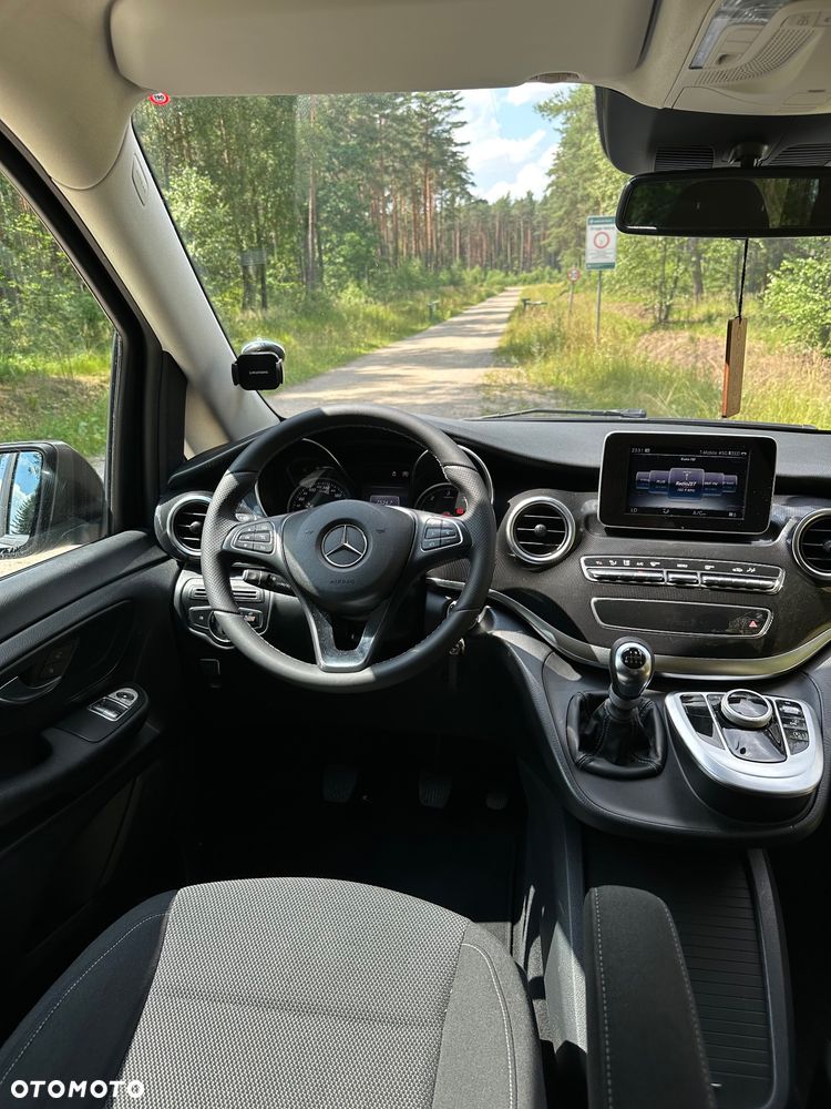 Mercedes-Benz Klasa V 220 CDI Avantgarde - 10