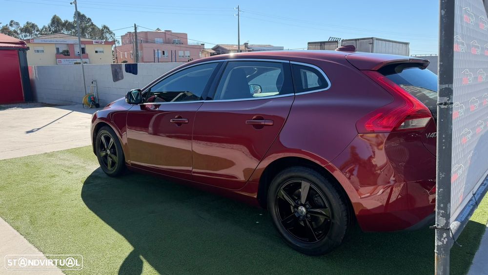 Volvo V40 1.6 D2 Eco Momentum - 10