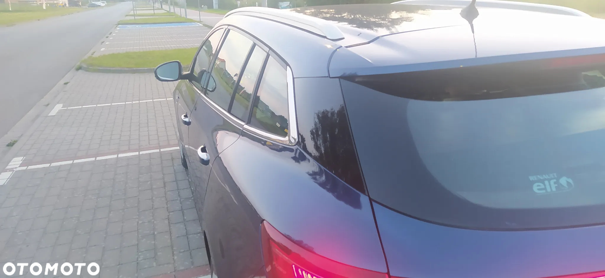 Renault Megane 1.5 dCi Limited EDC - 12