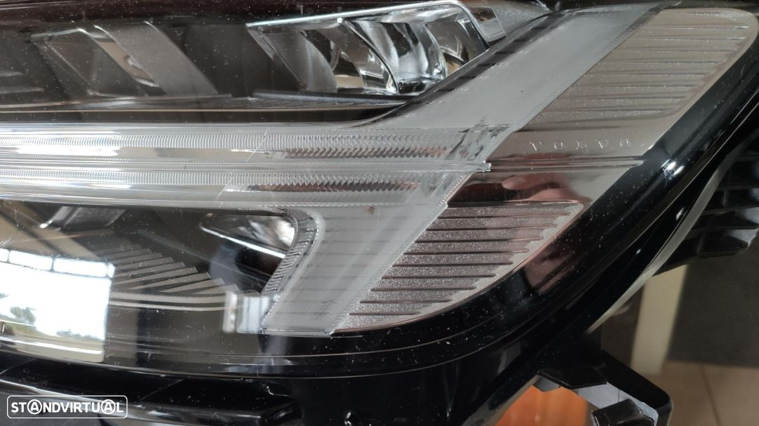 farol esquerdo full Led Volvo V60 + e60 - 3