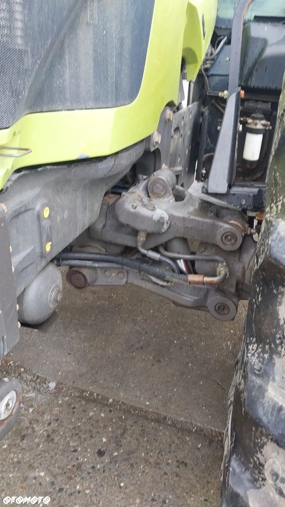Claas ARION 620 - 5