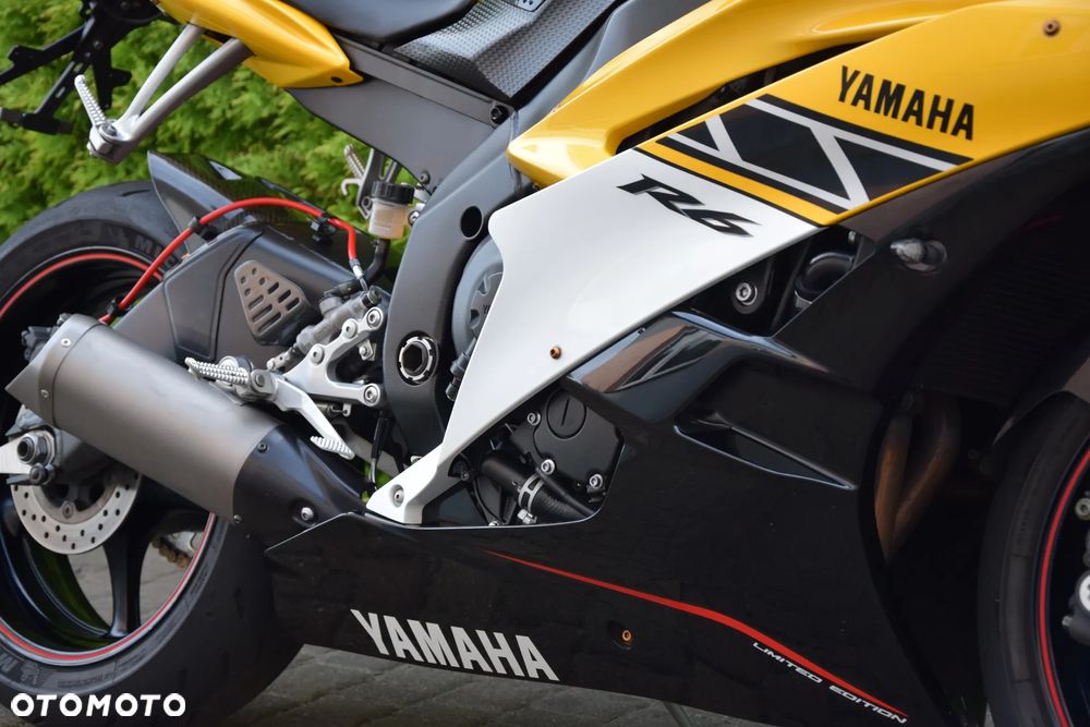 Yamaha R6 - 8