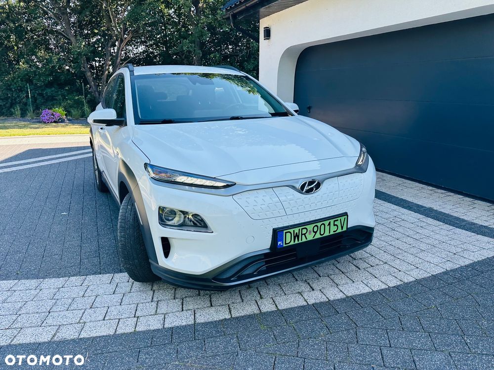 Hyundai Kona - 24