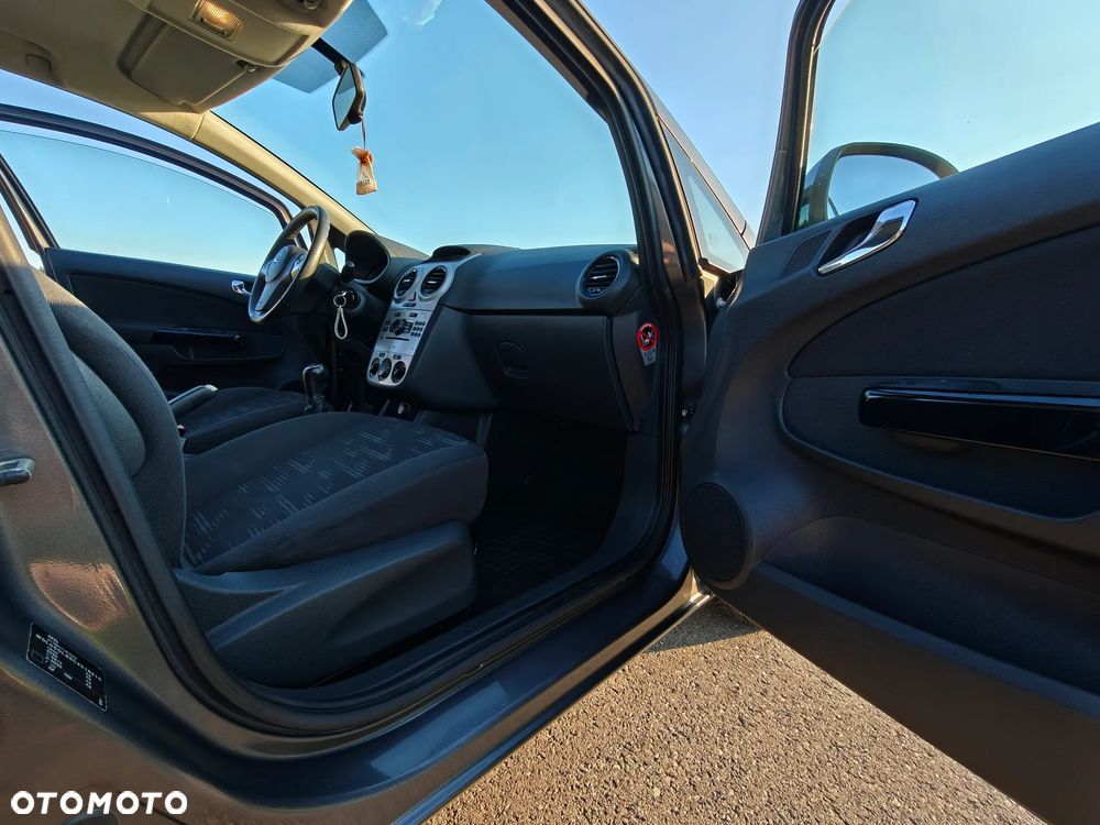 Opel Corsa 1.4 16V - 16