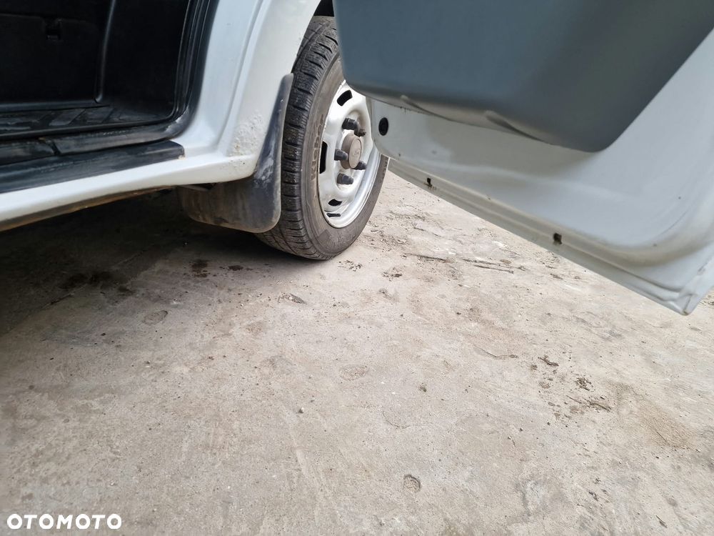 Ford Transit - 17
