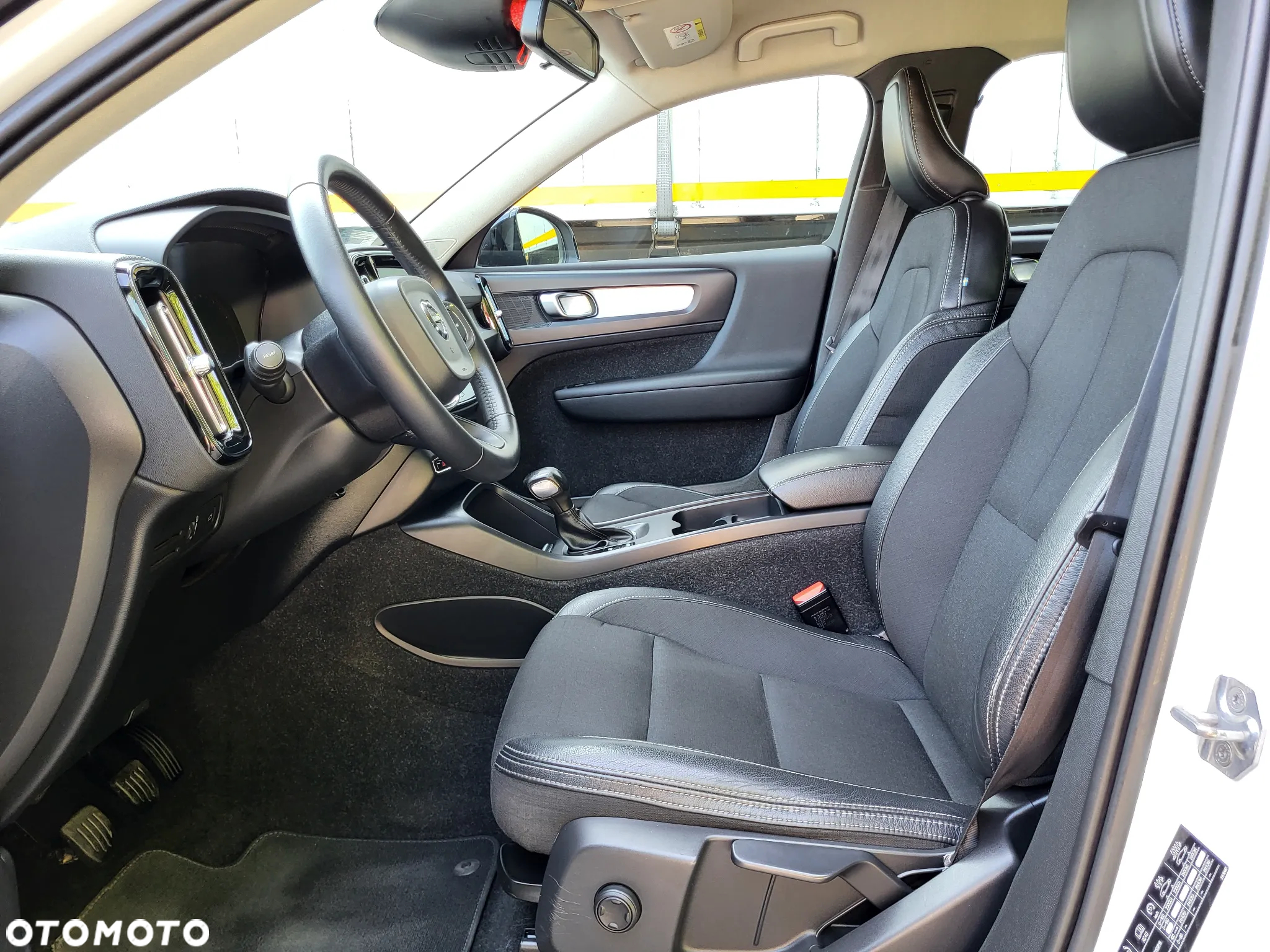 Volvo XC 40 T3 Momentum - 15