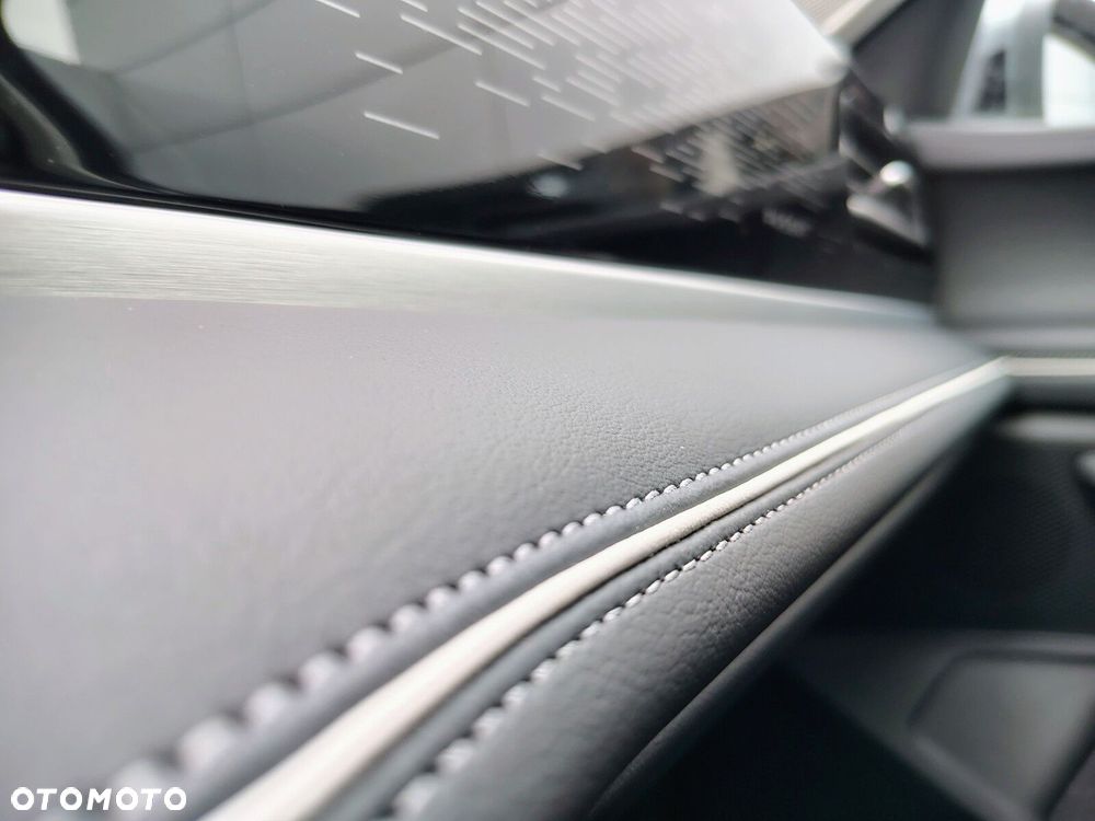 Volkswagen Passat - 30