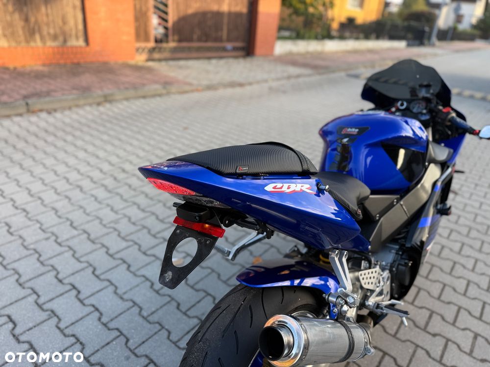 Honda CBR - 17