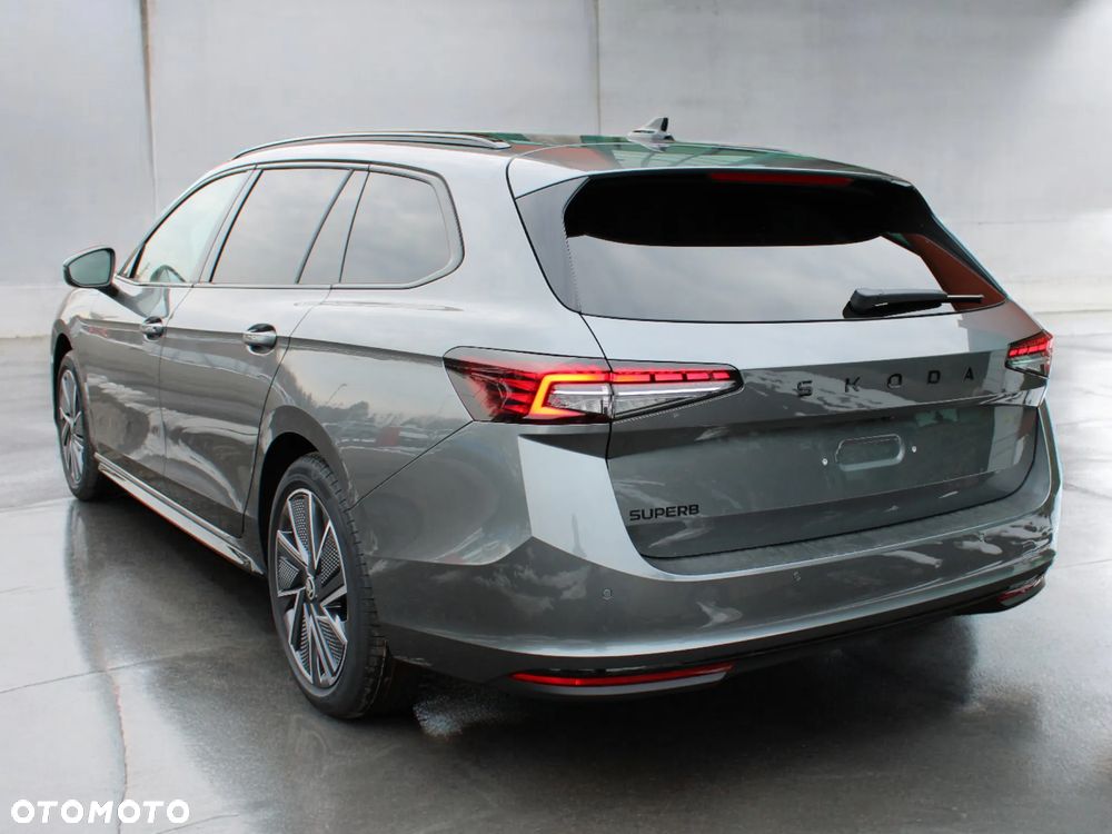 Skoda Superb 2.0 TSI Sportline DSG - 11