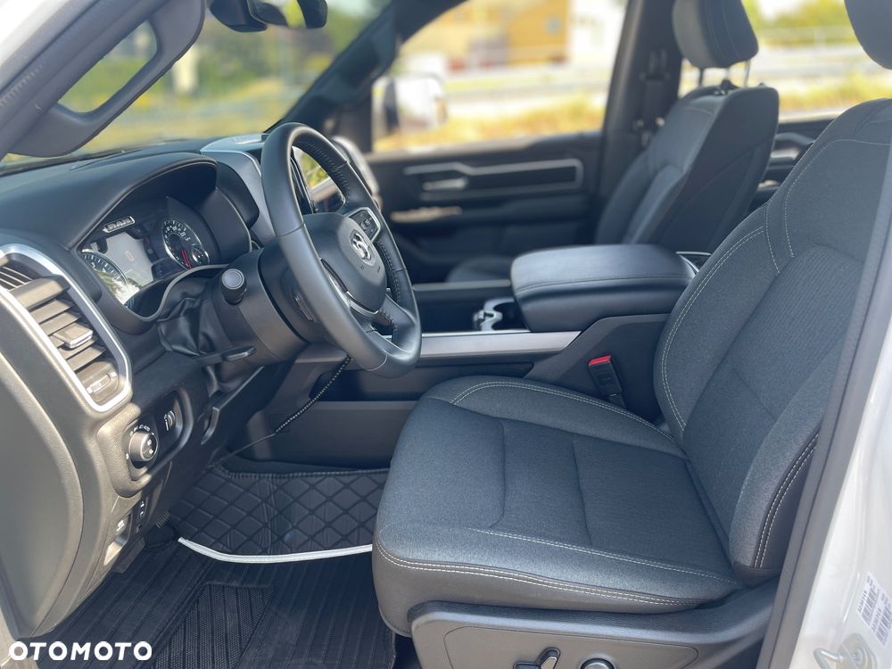 RAM 1500 Quad Cab Longbed Bighorn - 30