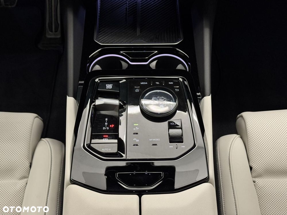 BMW Seria 5 - 36