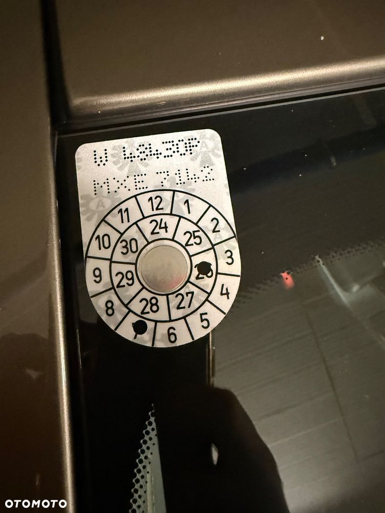 BMW Seria 5 520d Touring - 10