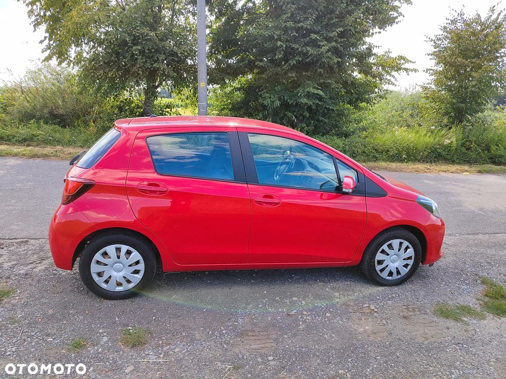 Toyota Yaris 1.0 Premium - 6