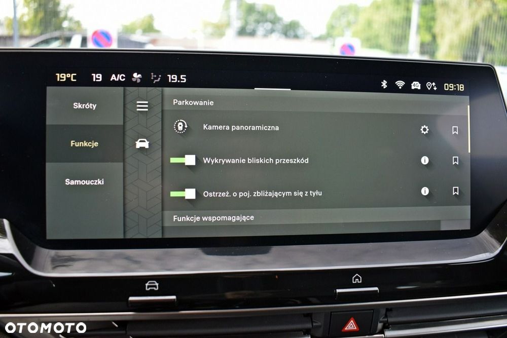 Citroën C5X 1.6 PureTech Shine Pack EAT8 - 24